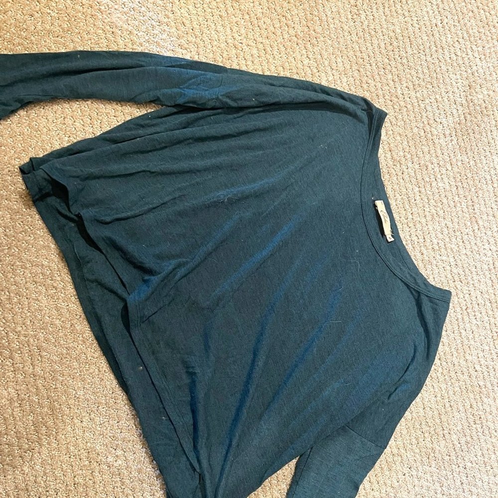 cute dark green long sleeve